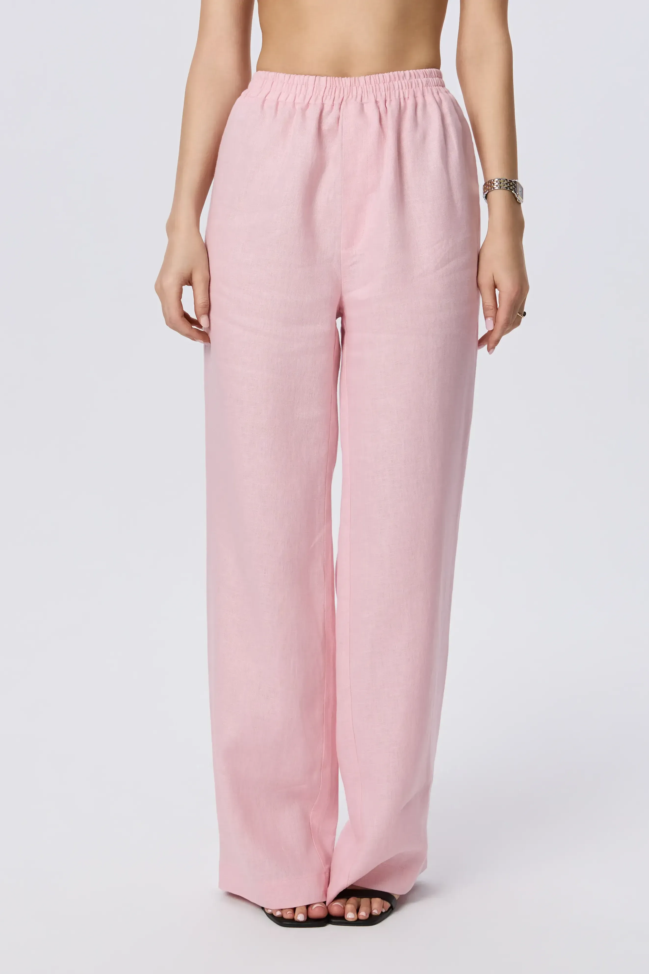 Pantaloni roz din in image