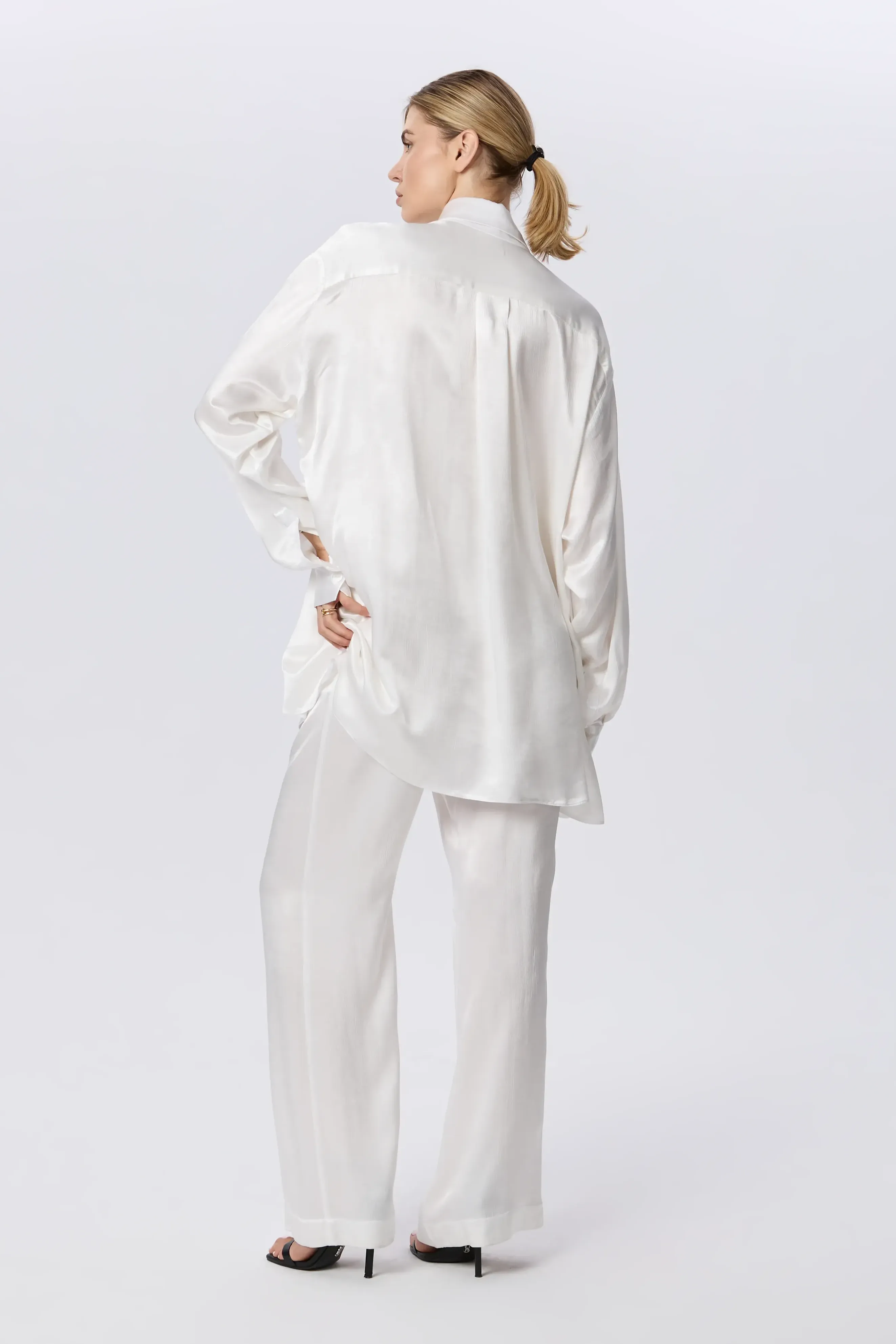 Light shirt from white satin viscose