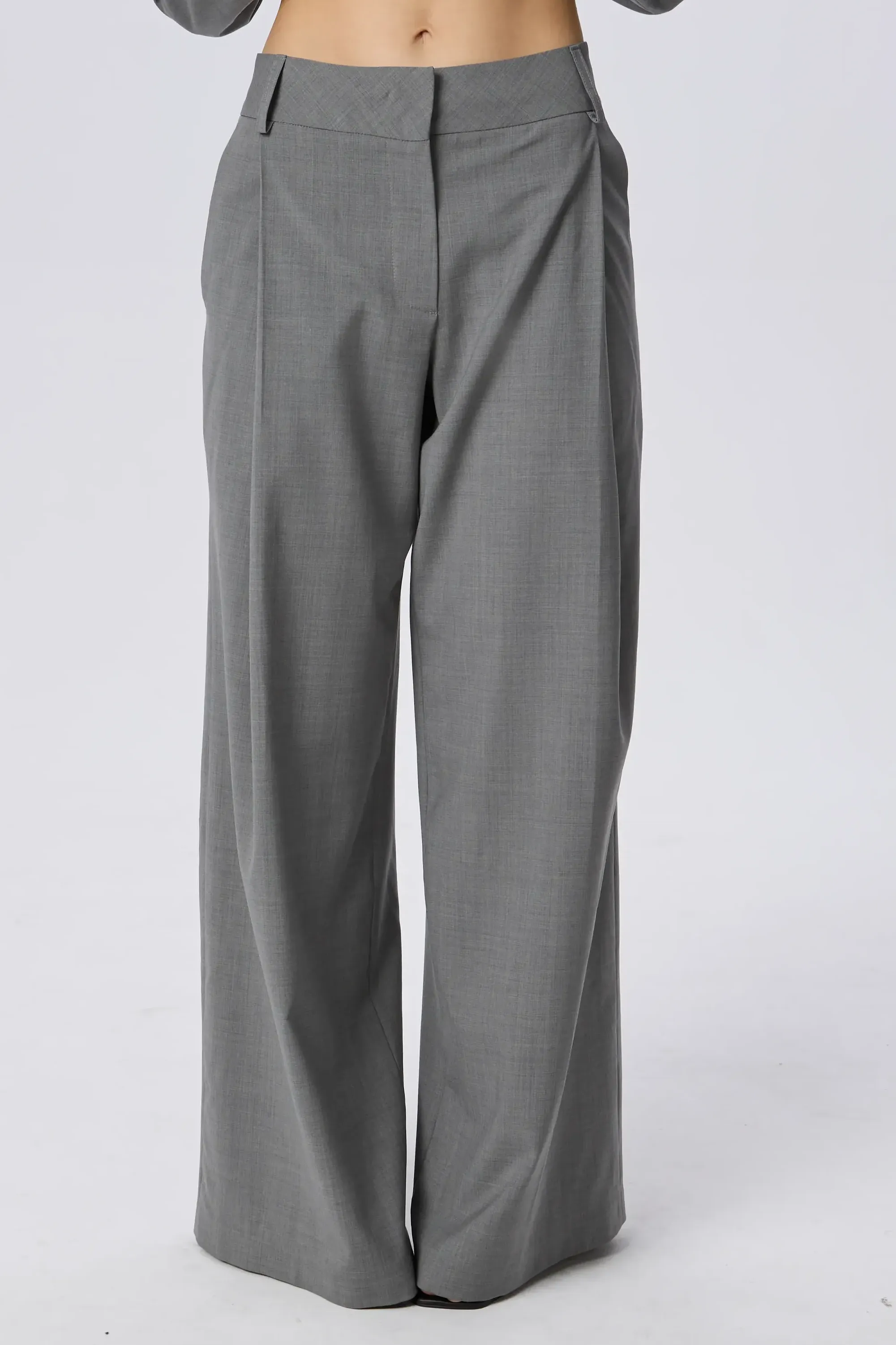 Classic gray pants of fine wool