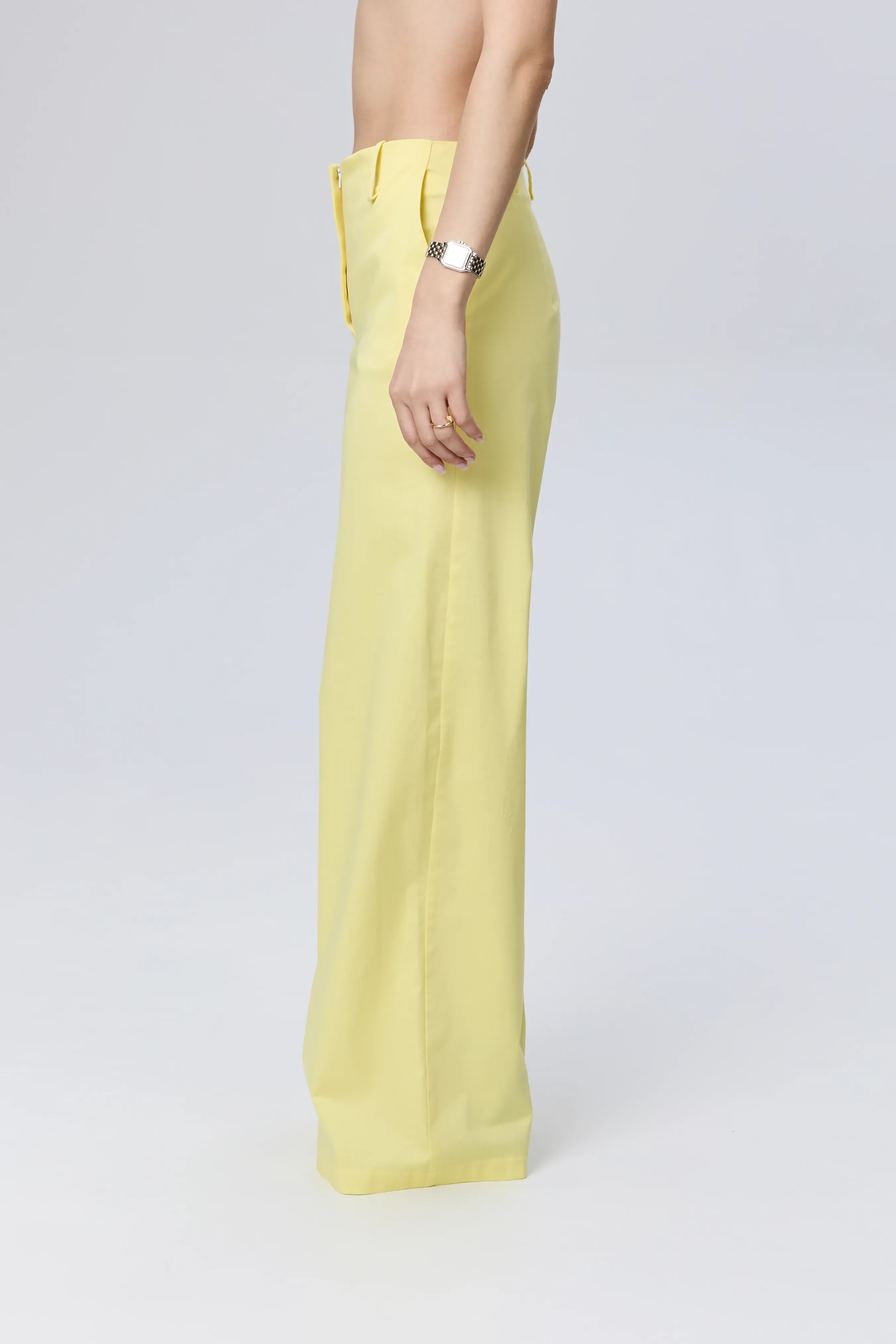 Elegant yellow cotton pants